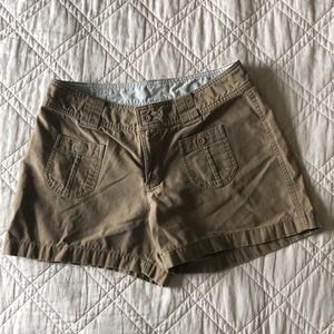 North face size 8 khaki shorts